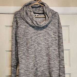 Merona Black and White Cowl Neck Sweater Long Sleeves